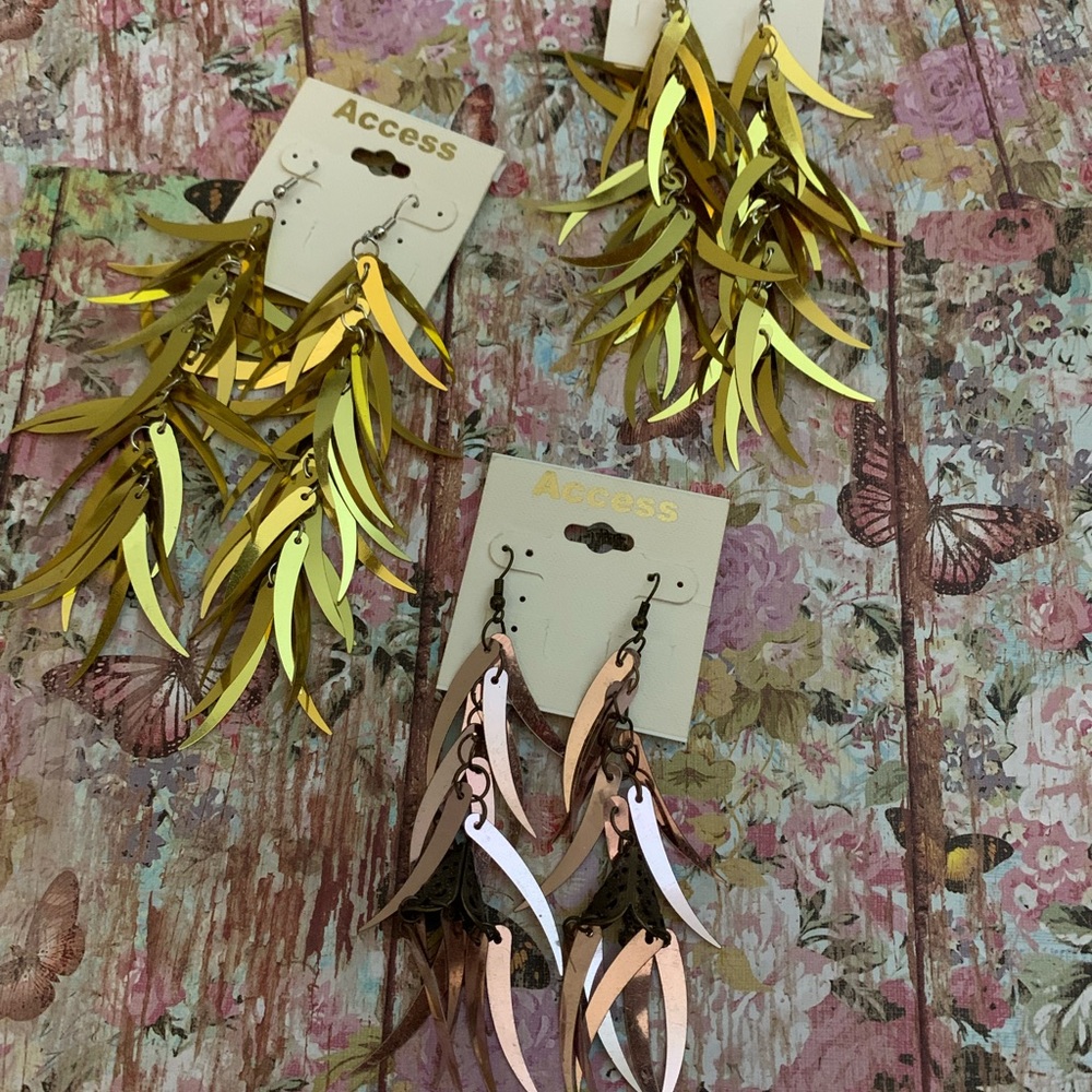 6 Pair Lot of NWT Rockstar Earrings! Shred it! 🤘🏼